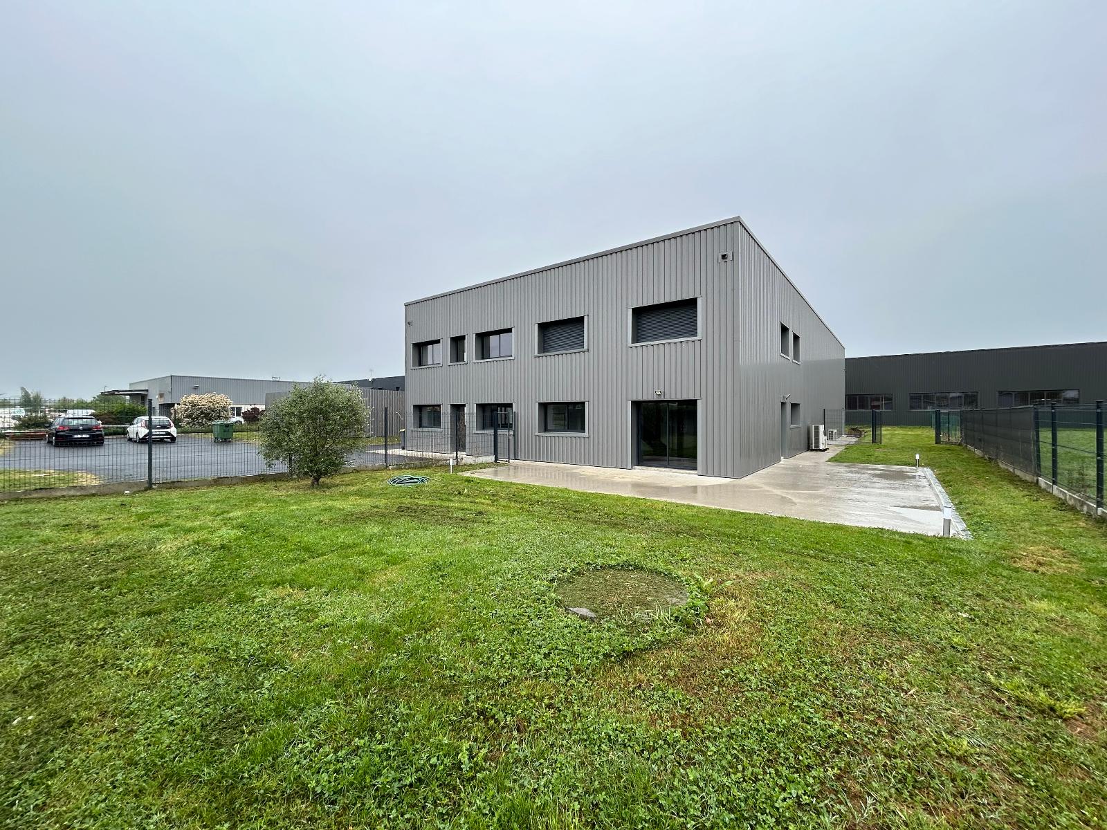 3 pièces 550m2