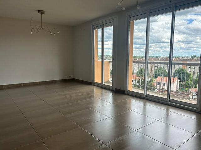 Appartement / 3 pièces 75m2