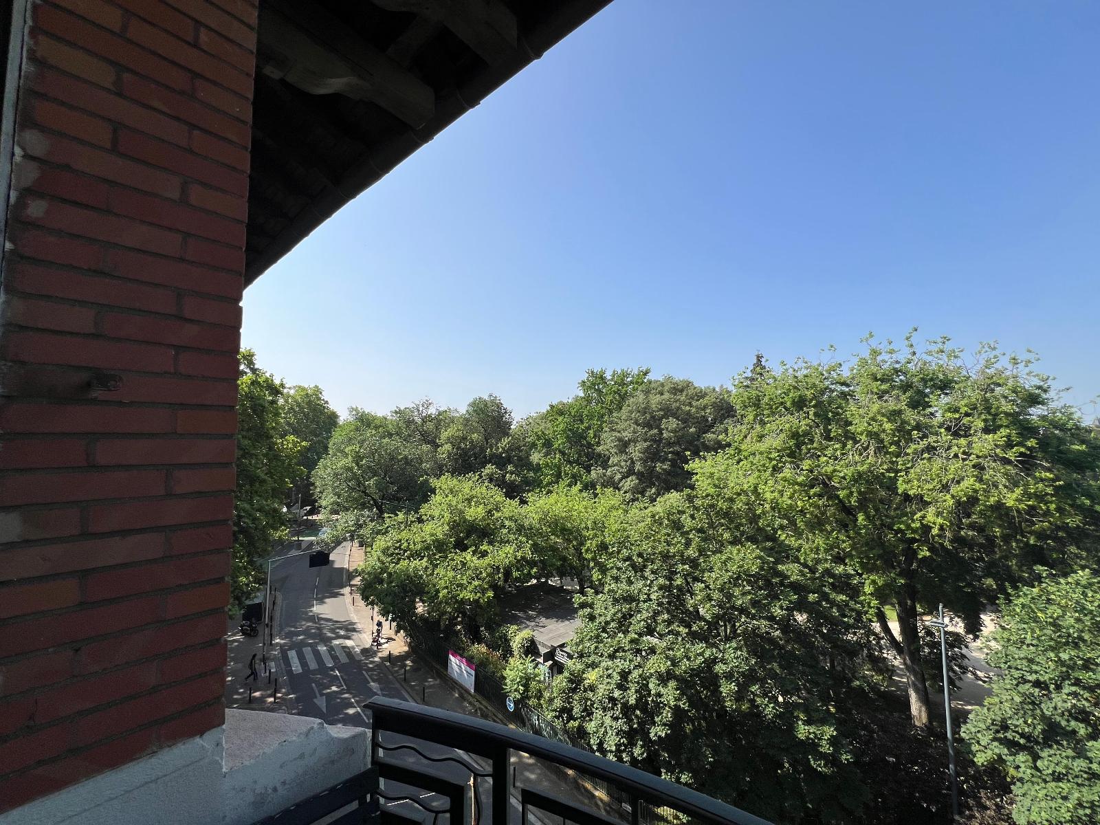 Appartement à rénover / 4 pièces 102m2